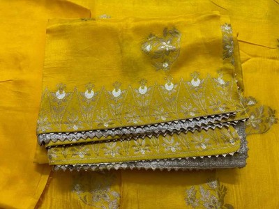 jorjat-polka-suit-6-63b1db05b08dc.jpg